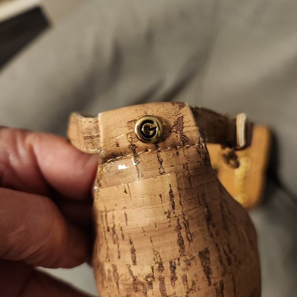 Guess. High heels. Open toe sandals - Picture 2 of 8